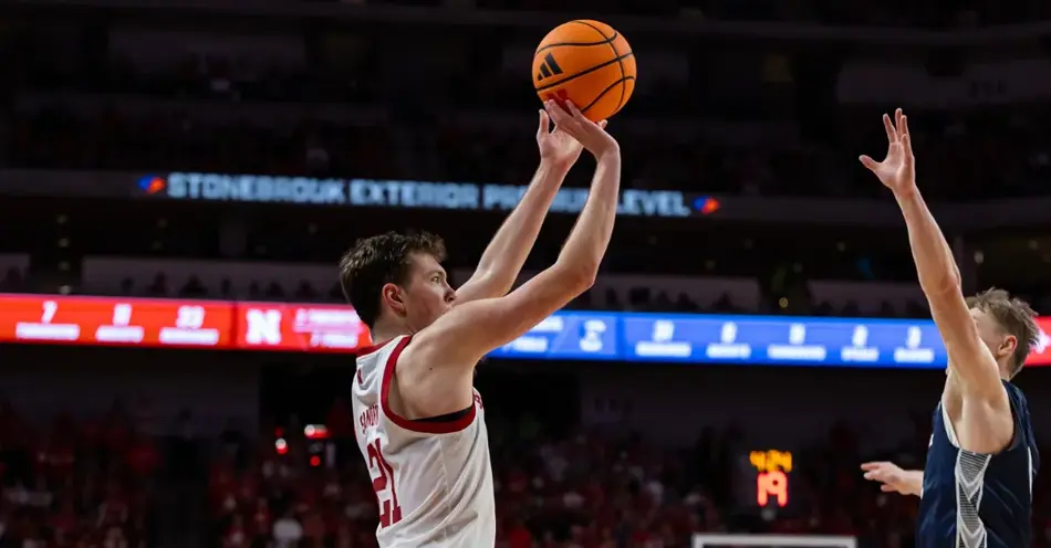 Sandfort Shares Big Ten Honor