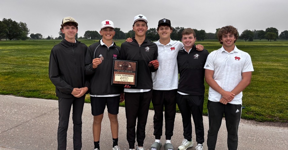 McCook Golf Team Qualifies for State Meet