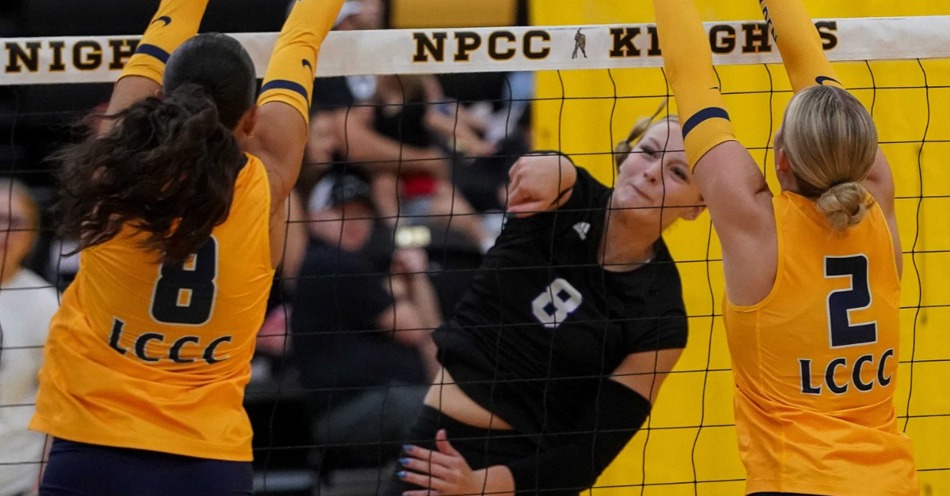 Lady Indians 3-0 after Friday sweeps