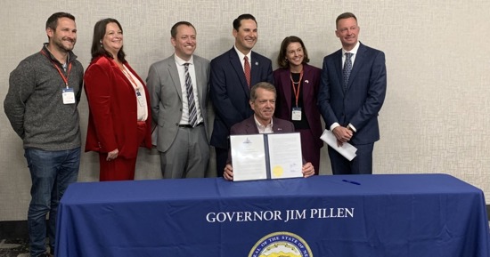 Gov. Pillen Signs Executive Order Establishing Coordinated Statewide Economic Strategy