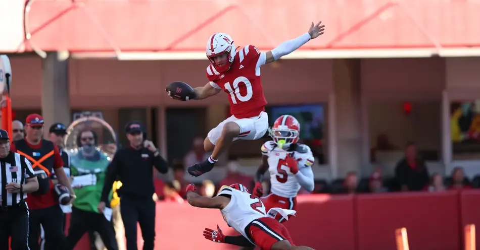Huskers Sprint Past Terps in Second Half