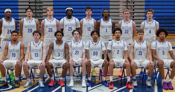 Front row from left): Leo Coulibaly, Lachlan Shields, Shane Threadgill, Owen Stack, Justin Rushin, Isayah Pankey, Adrijus Janciauskas, Tymere Singleton. (Back row): Josue Kangudi, Sotirios Platanias, Cooper Weeks, Darren Izekor, Daniel Christou, Lenny Smith, Jack Fitzpatrick, Jack Painter.