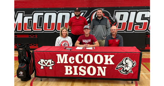 McCook Golf Standout Reid Loop Signs With Hastings College